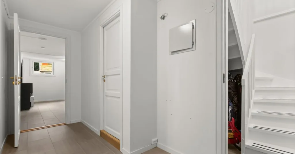 appartement au rez-de-chaussée offrant un accès facile et un confort optimal, idéal pour une vie pratique et agréable.