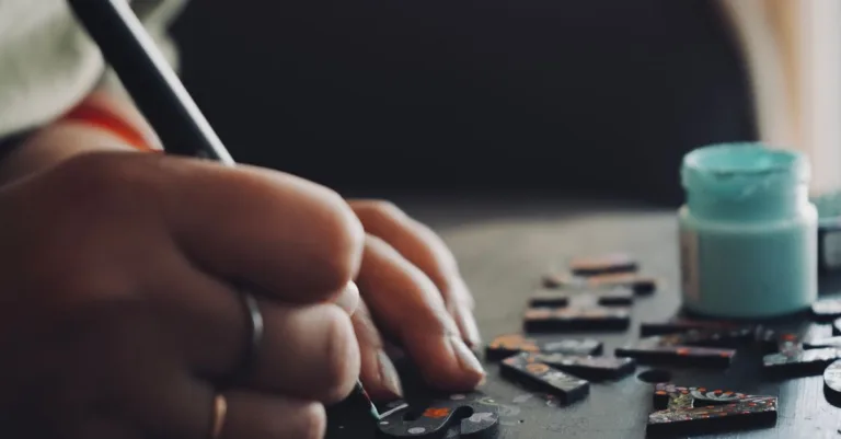 découvrez des idées créatives et des tutoriels faciles pour vos projets diy. apprenez à créer, réparer et personnaliser avec nos conseils pratiques et inspirants.