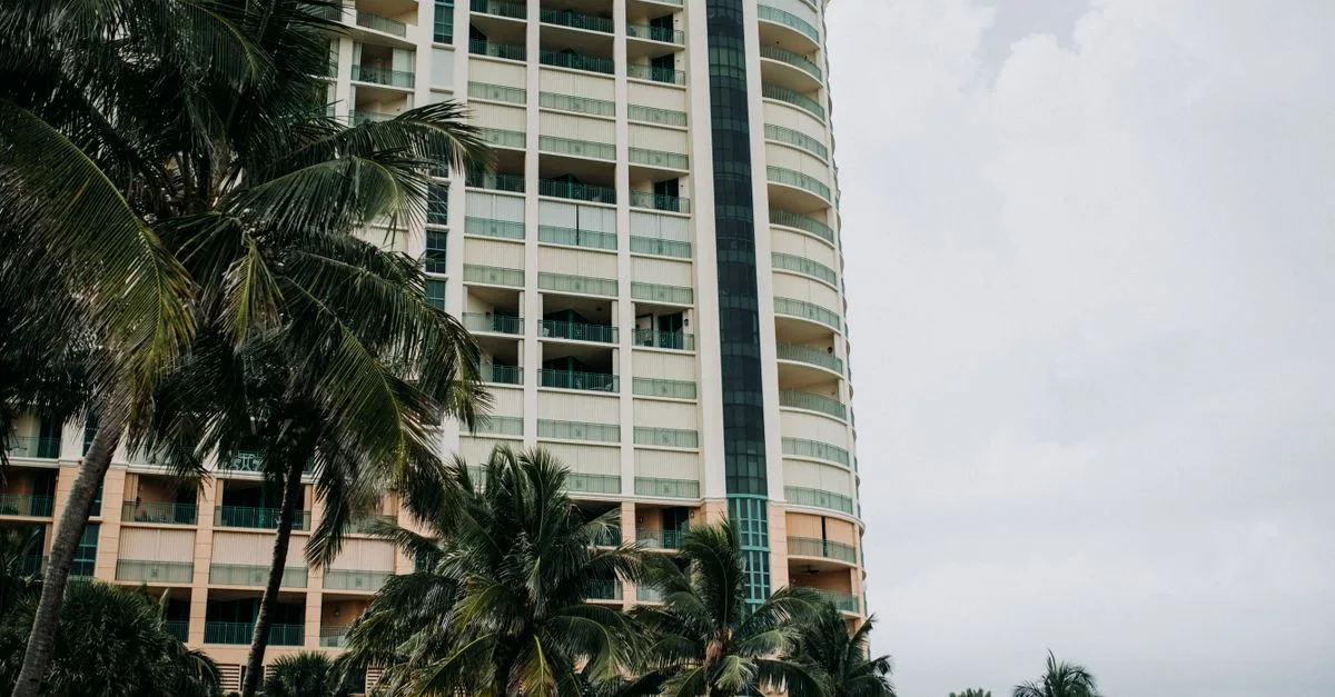 découvrez tout ce qu'il faut savoir sur les frais de condominium : leurs composants, comment ils sont calculés et conseils pour bien gérer vos charges.