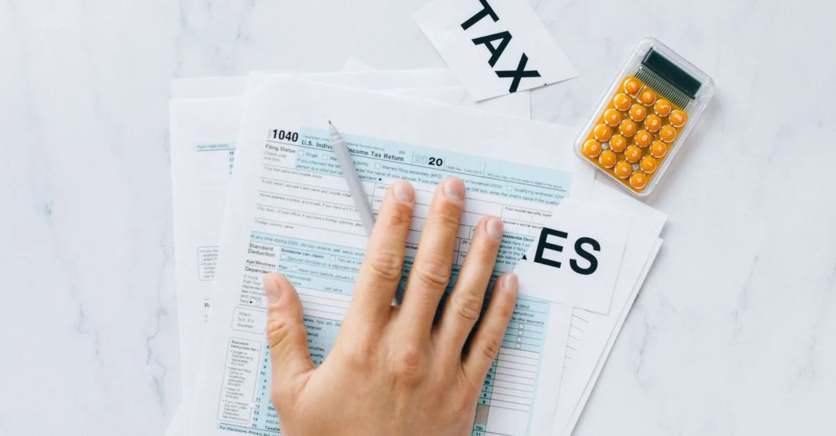 responsabilités liées au paiement de la taxe foncière : comprendre qui doit payer, les échéances et les modalités de règlement.
