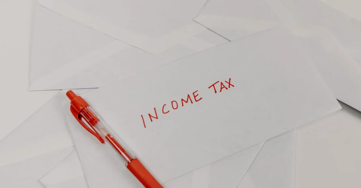 découvrez les conséquences fiscales liées à la vente d'un bien immobilier hérité et comment optimiser votre situation fiscale.