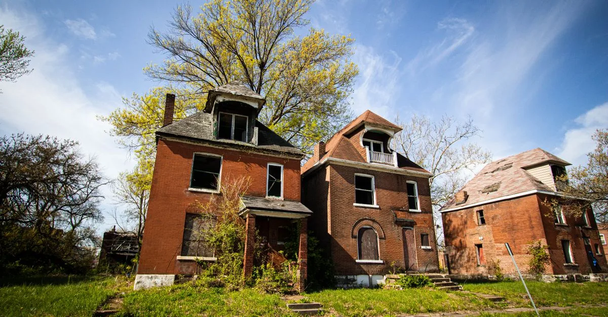 découvrez tout ce qu'il faut savoir sur les logements vacants : causes, conséquences et solutions pour optimiser l'habitat.