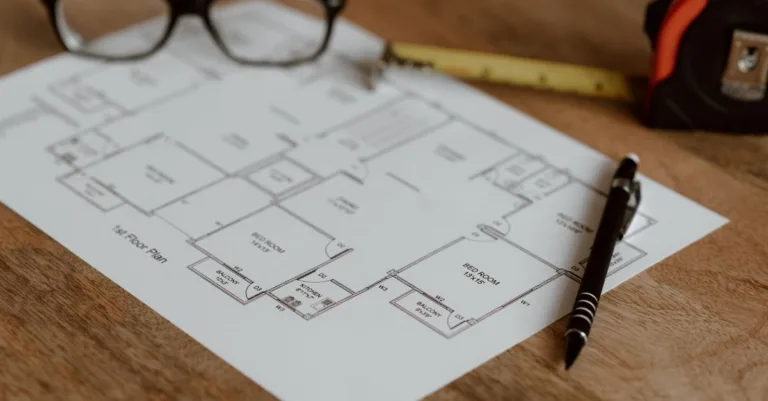 découvrez comment lire, concevoir et optimiser un plan d’étage pour aménager un espace fonctionnel et adapté à vos besoins.
