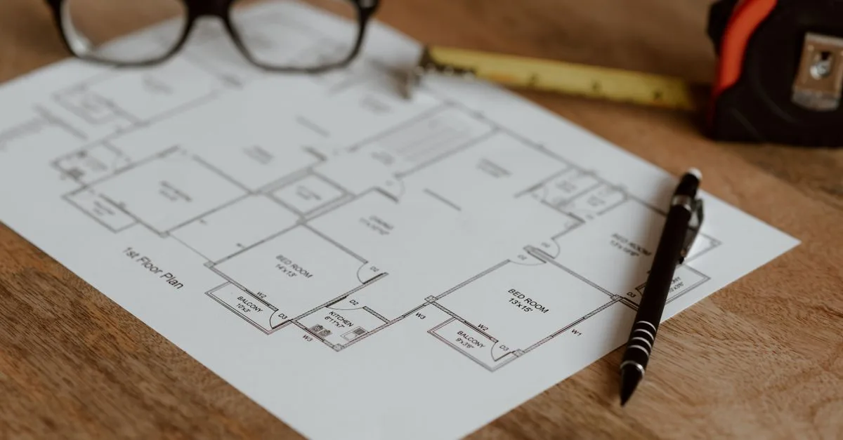 découvrez comment lire, concevoir et optimiser un plan d’étage pour aménager un espace fonctionnel et adapté à vos besoins.