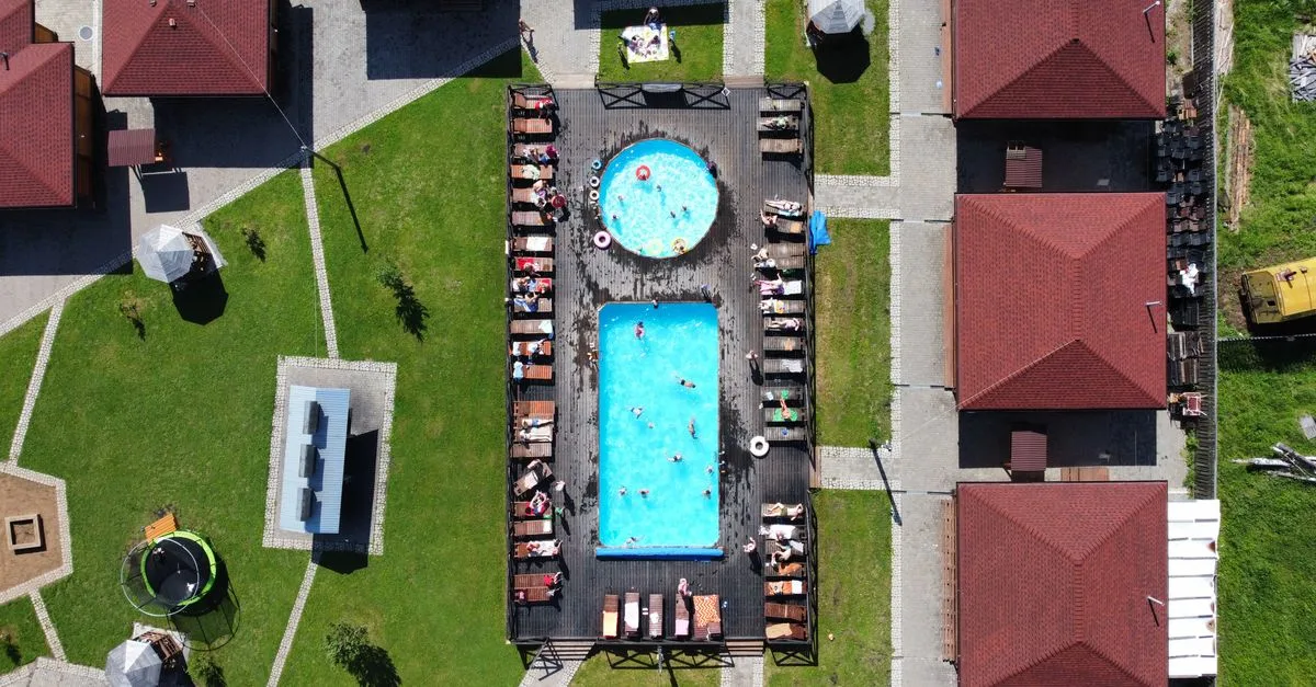découvrez l’art de la photographie de piscine : conseils, idées et inspirations pour capturer l’eau, la lumière et l’ambiance de chaque bassin.